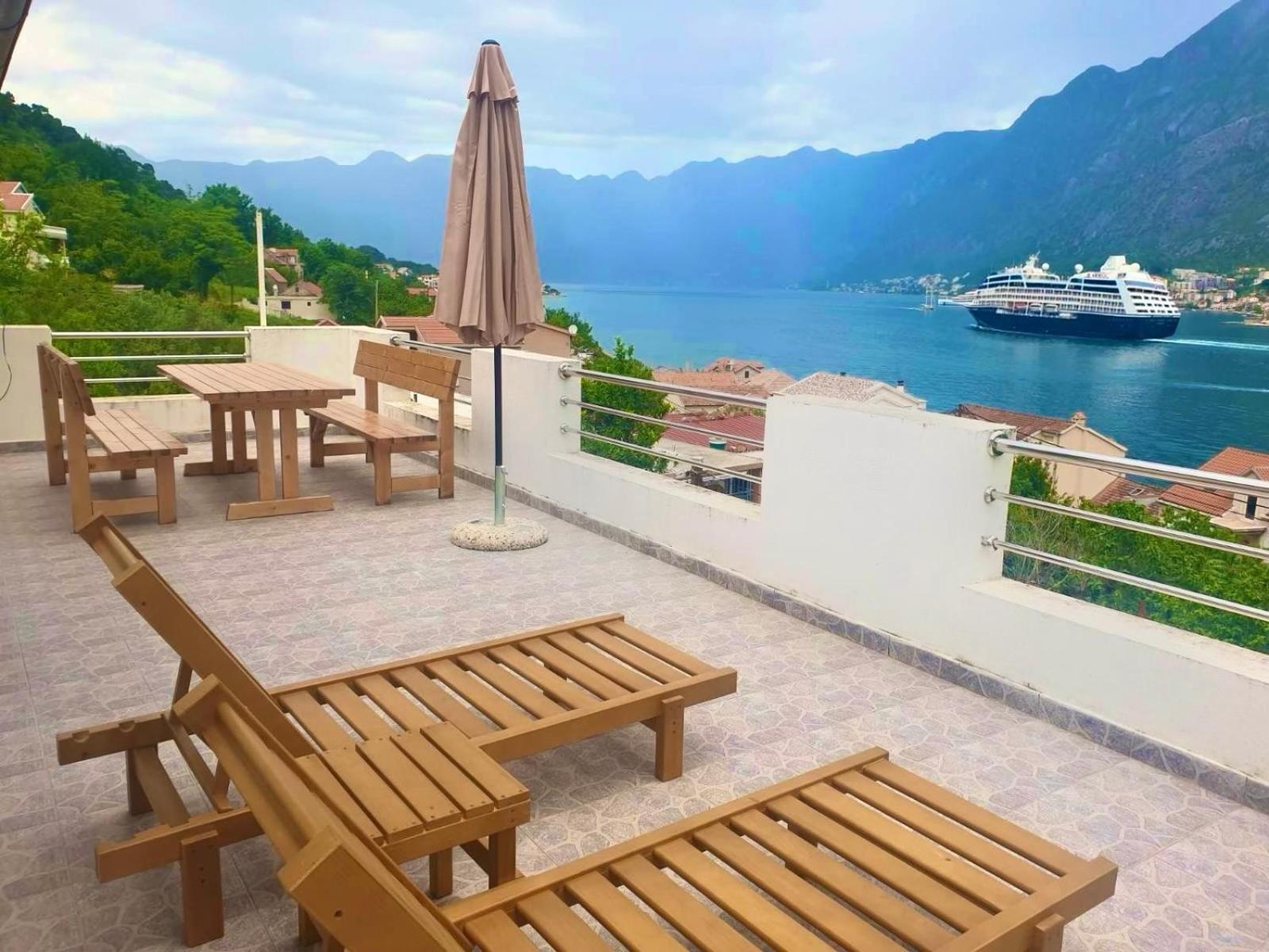 House With Big Terrace And Beautiful Sea View Villa Котор Екстериор снимка